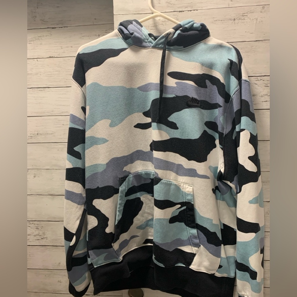 Nike Men's Blue Tiger Camouflage Hoodie Size XL